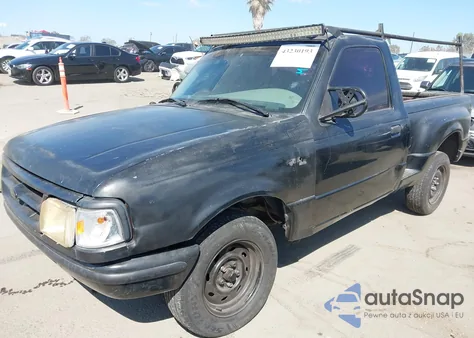 1996 Ford Ranger z USA, uszkodzony, nr VIN 1FTCR10A2TPB39575